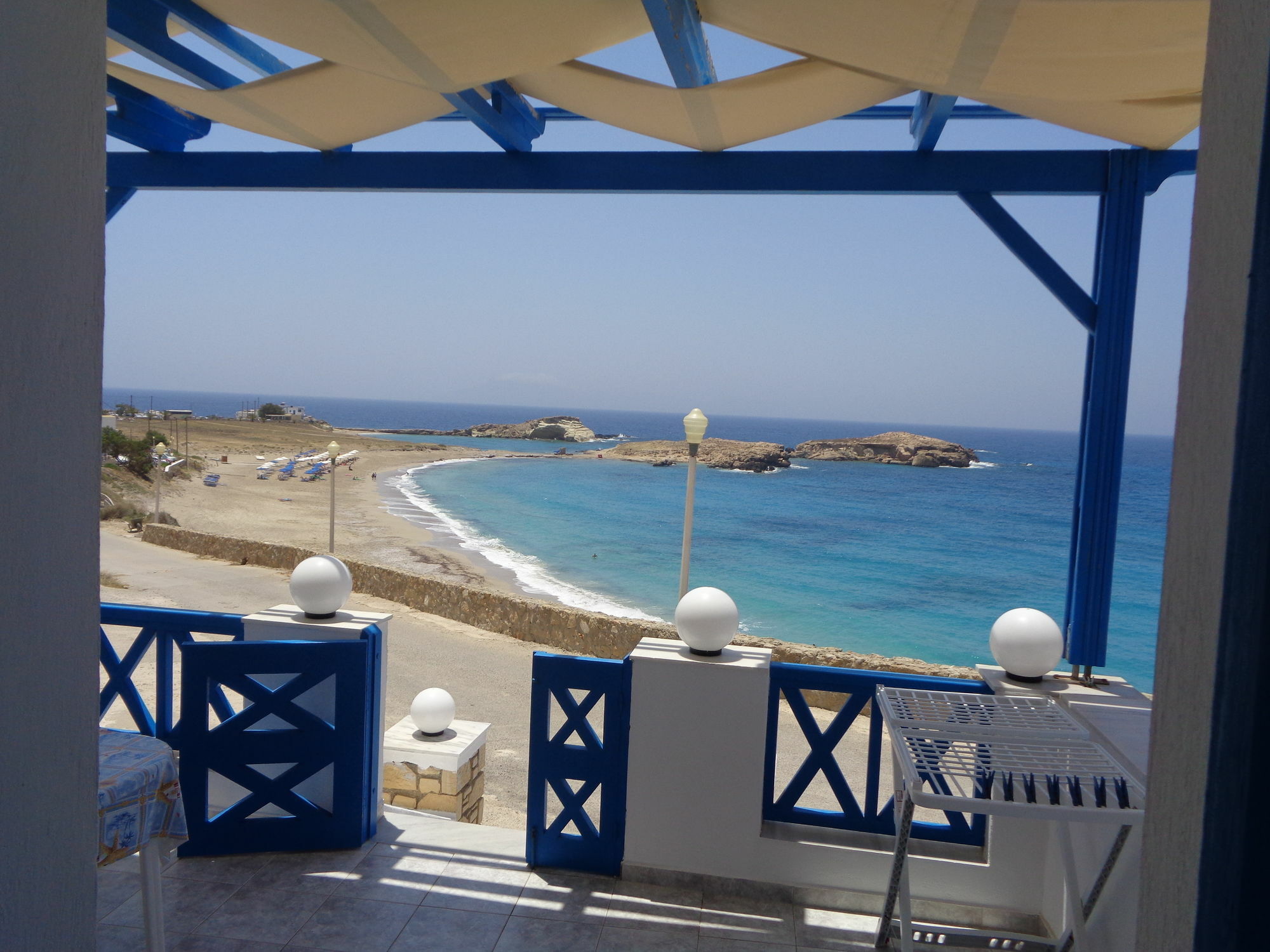 Blue And White Studios & Apartments Lefkos  Exterior photo